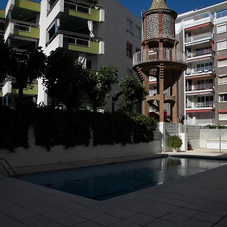 Apartamentos Varadero Arysal Salou Bagian luar foto
