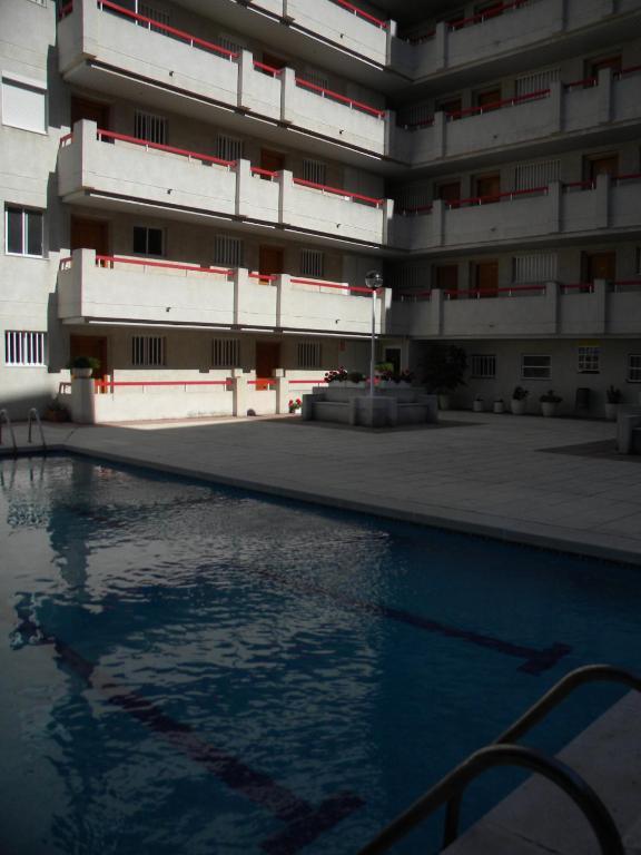 Apartamentos Varadero Arysal Salou Bagian luar foto