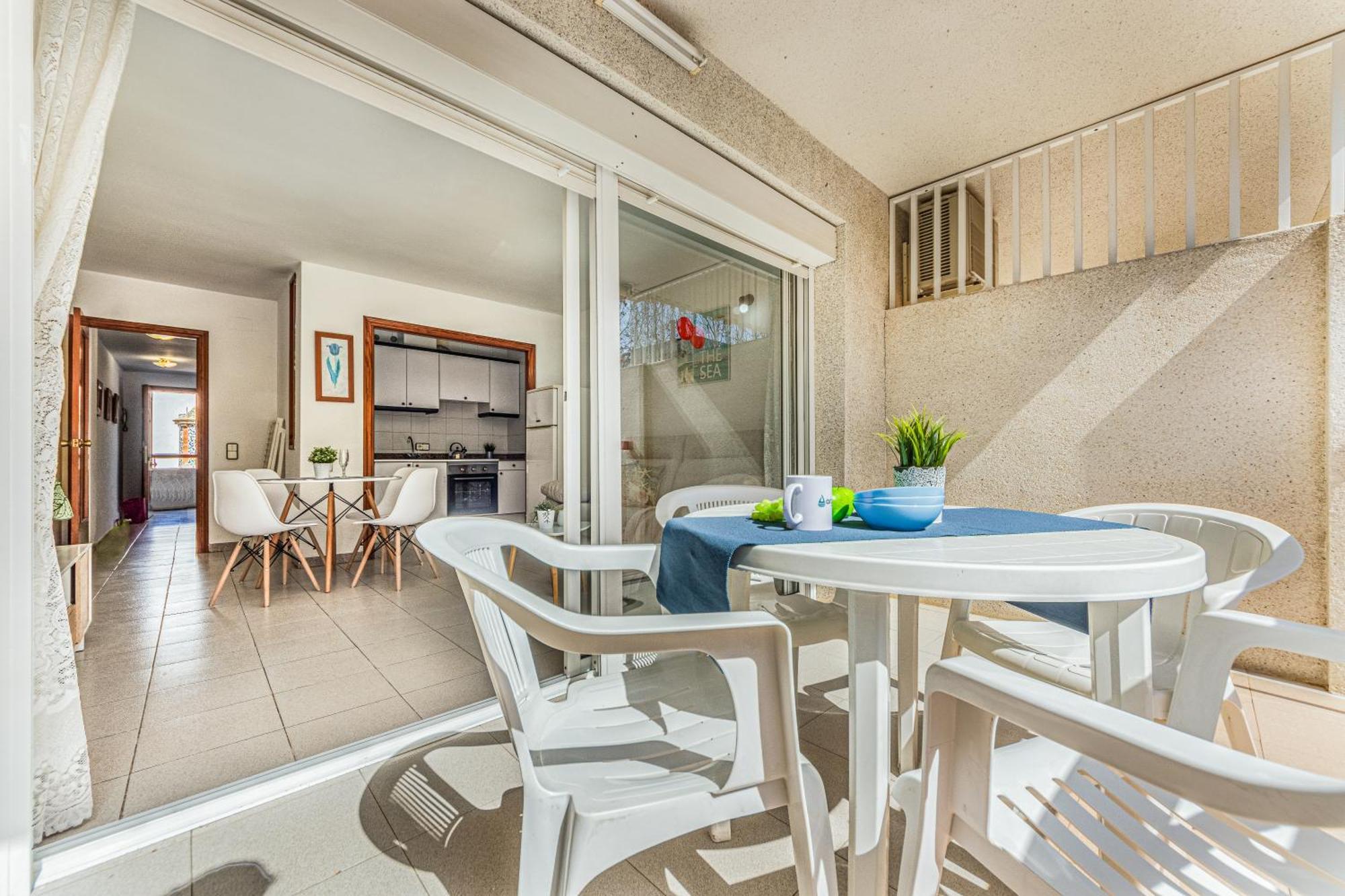 Apartamentos Varadero Arysal Salou Bagian luar foto