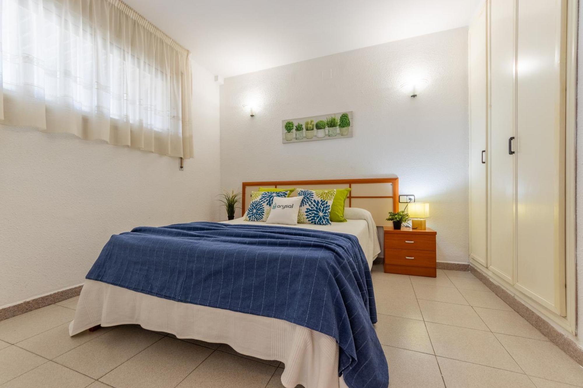 Apartamentos Varadero Arysal Salou Bagian luar foto